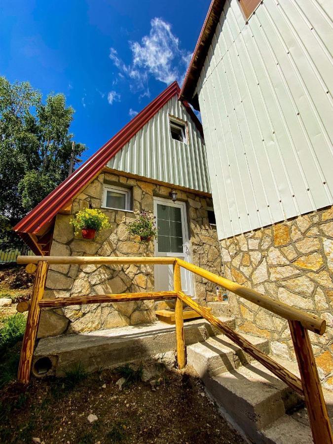Tara Bungalov Žabljak Buitenkant foto